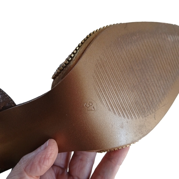 VINTAGE Haute Diva mochi Heels Sandals Slingback Golden Embellished Size 6 Re… - Picture 5 of 16